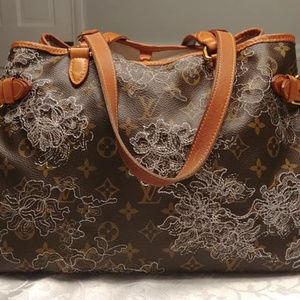 Louis Vuitton Silver Dentelle Batignolles Shoulder
